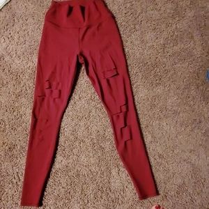 Alo warrior red leggings